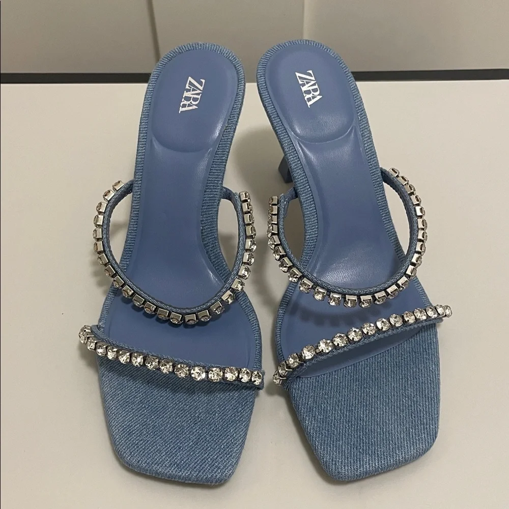 ZARA Light Blue Denim Rhinestone Heeled Sandals EU 35 - Picture 3 of 9